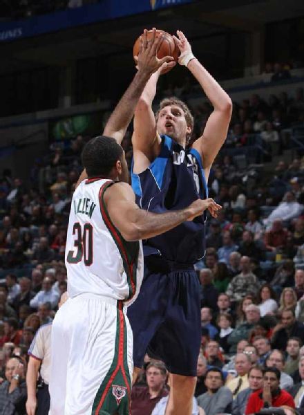 增添新的荣 增添新的荣